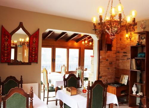 Imagen general del karamazov pansiyon. Foto 5