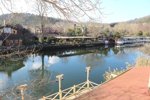 Imagen de la habitación del karamazov pansiyon. Foto 17