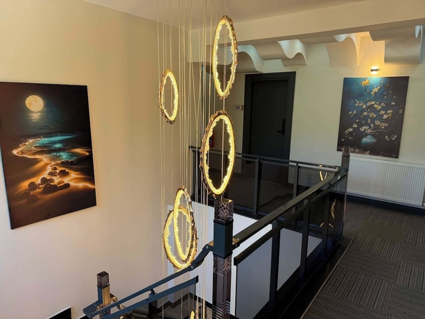 Imagen de los interiores del kıyı hotel restaurant. Foto 8