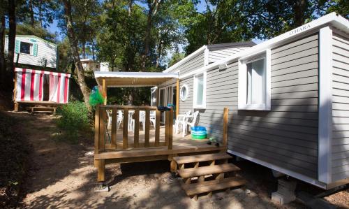 Imagen de la habitación del les pins de la coubre. Foto 14