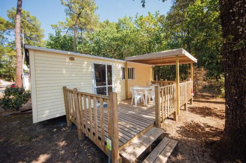 Imagen de la habitación del les pins de la coubre. Foto 19