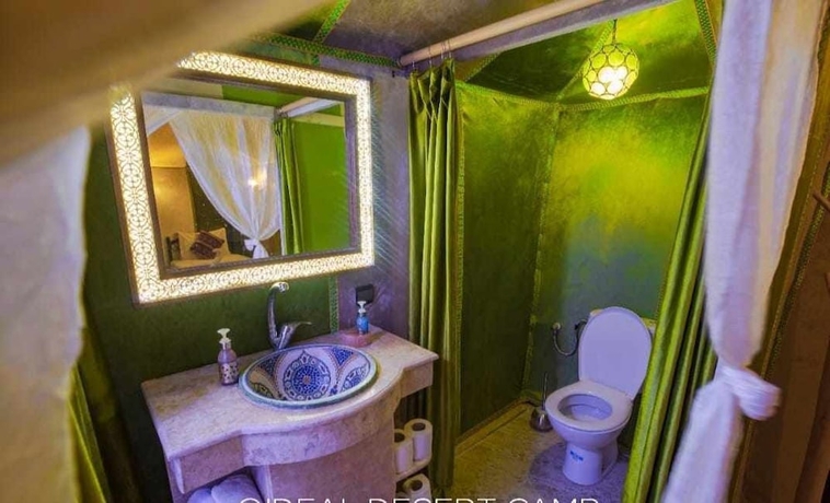 Imagen de la habitación del luxury camp jumeirah resort. Foto 10