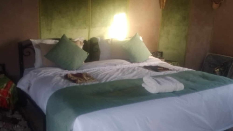 Imagen de la habitación del luxury camp jumeirah resort. Foto 12