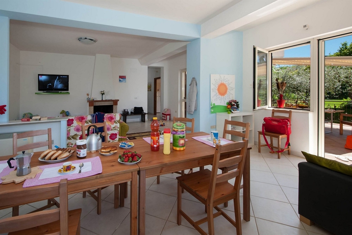 Imagen de los interiores del mammamiachecasa. Foto 15