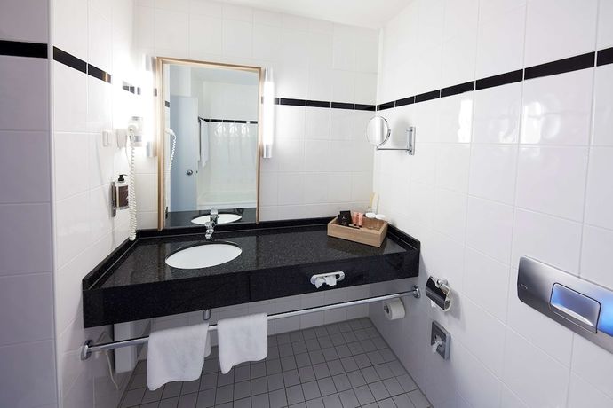 Imagen de la habitación del nestor Hotel Neckarsulm. Foto 12