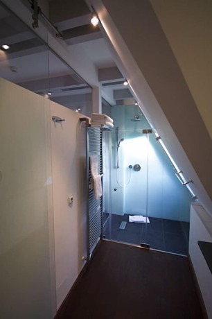 Imagen de la habitación del niXe binz designhotel. Foto 7