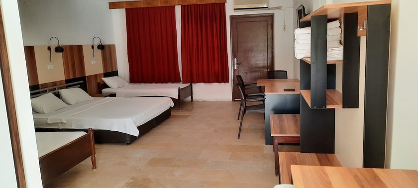 Imagen de la habitación del İntermot Boğsak Motel. Foto 12
