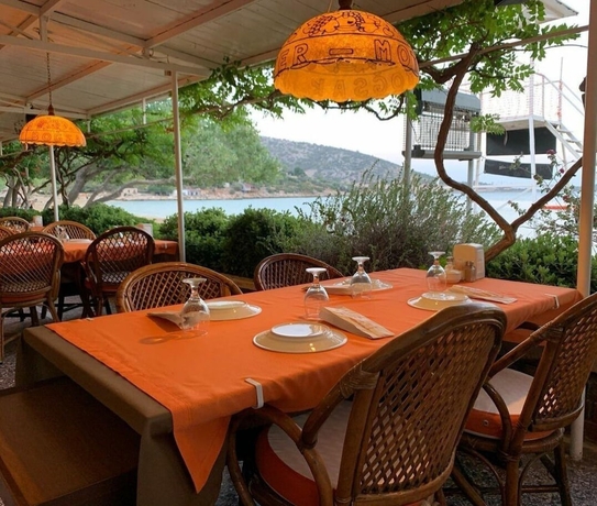 Imagen del bar/restaurante del İntermot Boğsak Motel. Foto 4