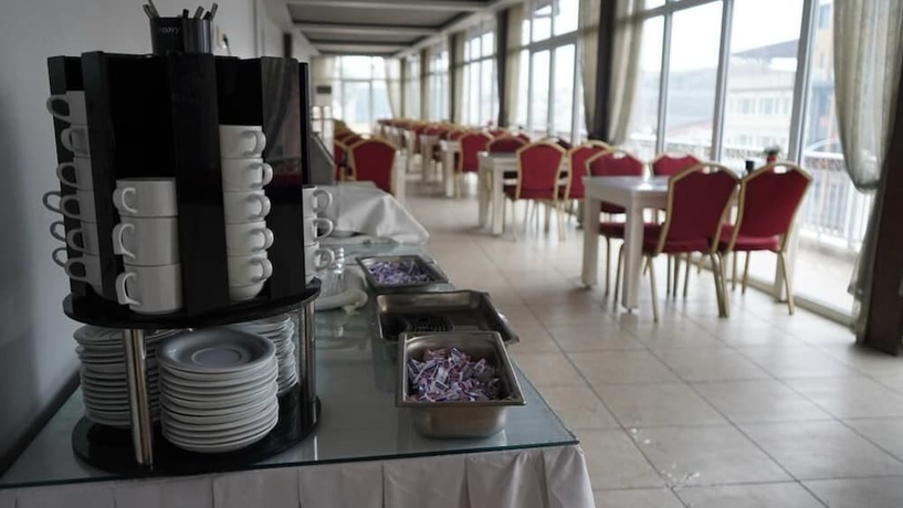 Imagen del bar/restaurante del İpek Palas Otel Urfa. Foto 1
