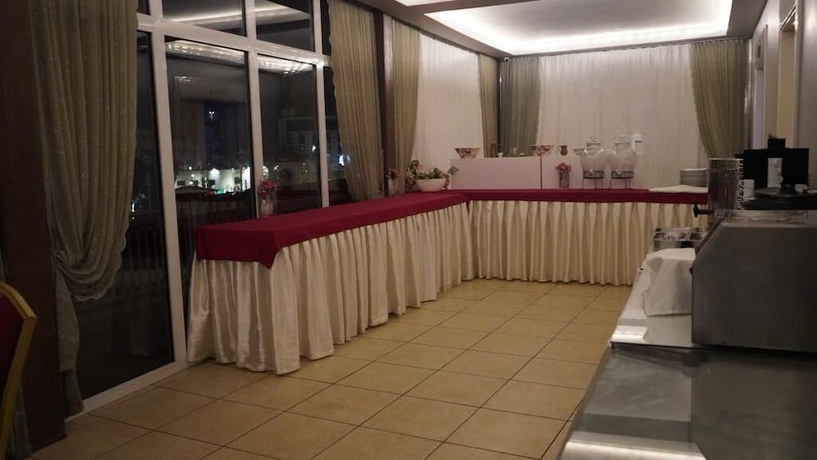 Imagen del bar/restaurante del İpek Palas Otel Urfa. Foto 2