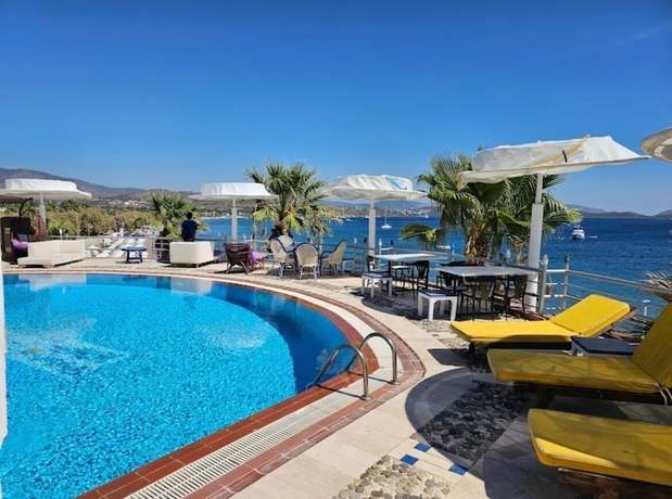Imagen de la piscina del portofino hotel, Bodrum. Foto 16