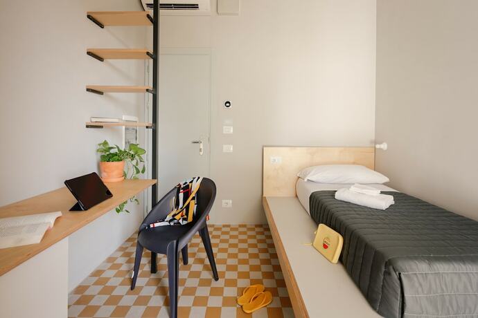 Imagen de la habitación del 're-dama Hostel. Foto 15