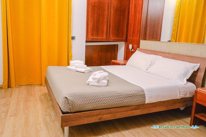 Imagen de la habitación del residence del mare, Gardone Riviera. Foto 6