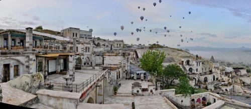 Imagen general del seki cave &ccedil;avuşin, Goreme. Foto 2