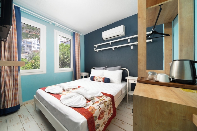 Imagen de la habitación del İsinda Pansiyon. Foto 7