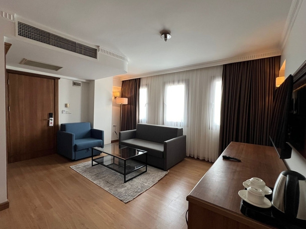 Imagen de la habitación del İstanblu Hotel and Spa, Izmir. Foto 3
