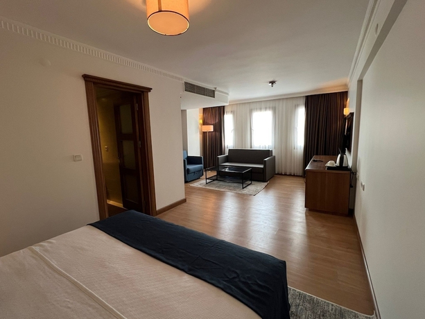 Imagen de la habitación del İstanblu Hotel and Spa, Izmir. Foto 9