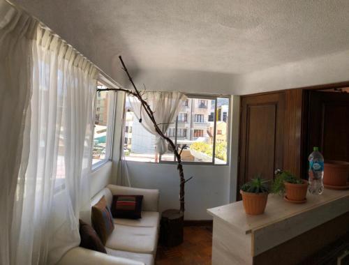 Imagen general del the weekend hostel. Foto 12
