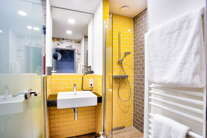 Imagen de la habitación del tinyTwice Hotel Wiesbaden. Foto 10