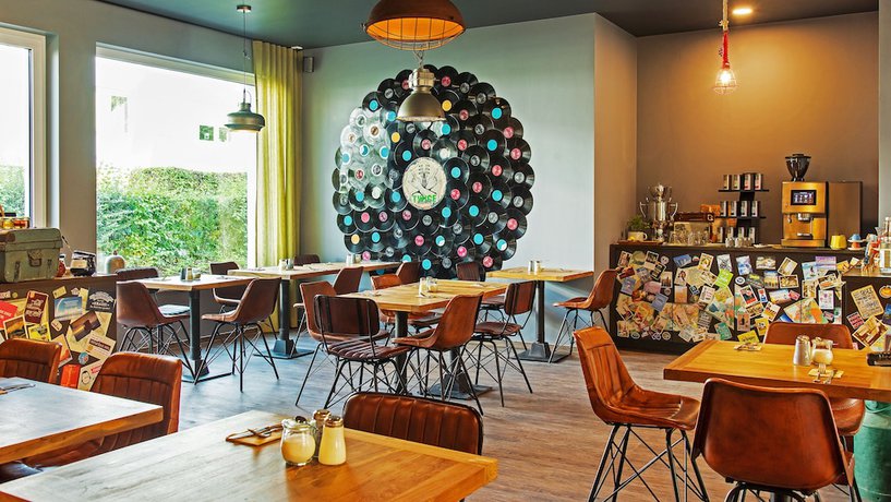 Imagen del bar/restaurante del tinyTwice Hotel Wiesbaden. Foto 6