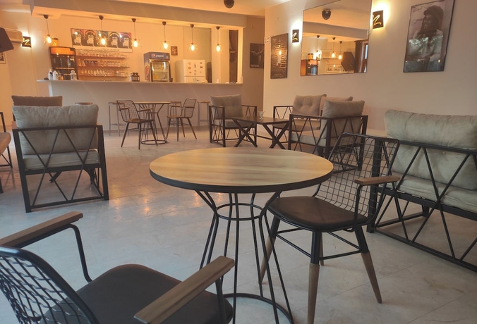 Imagen del bar/restaurante del tukan otel. Foto 3