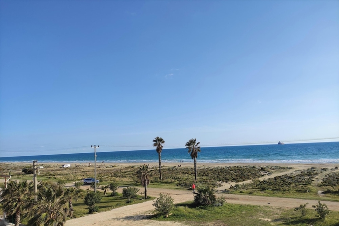 Imagen de los exteriores del tukan otel. Foto 13