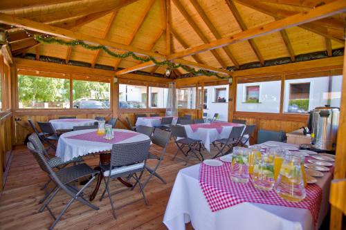 Imagen del bar/restaurante del villa złota r&oacute;ża. Foto 2