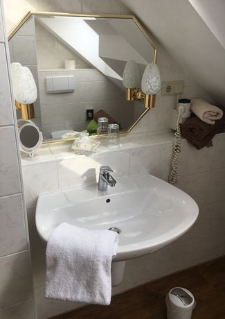 Imagen de la habitación del waldhotel AUSZEIT. Foto 16