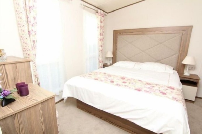 Imagen de la habitación del zu Jeddelohs Rosengarten Hotel and Bungalows. Foto 8