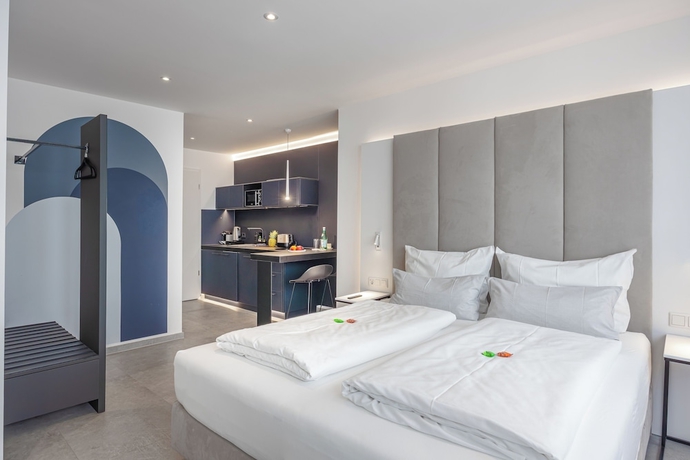 Imagen de la habitación del zzzpace Smart-Hotel Krefeld. Foto 12