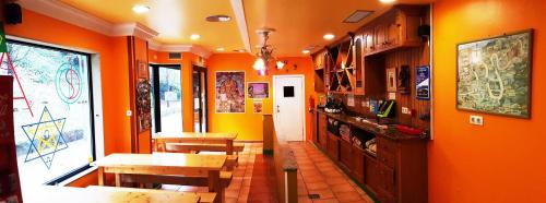 Imagen de los interiores del Albergue Acuario, Santiago de Compostela. Foto 9