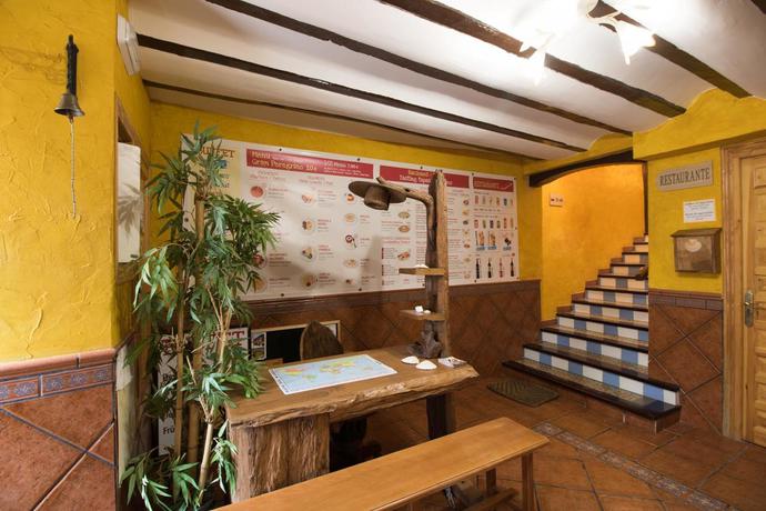 Imagen de los interiores del Albergue Albergue Cuatro Cantones (Exclusivo Para Peregrinos). Foto 6