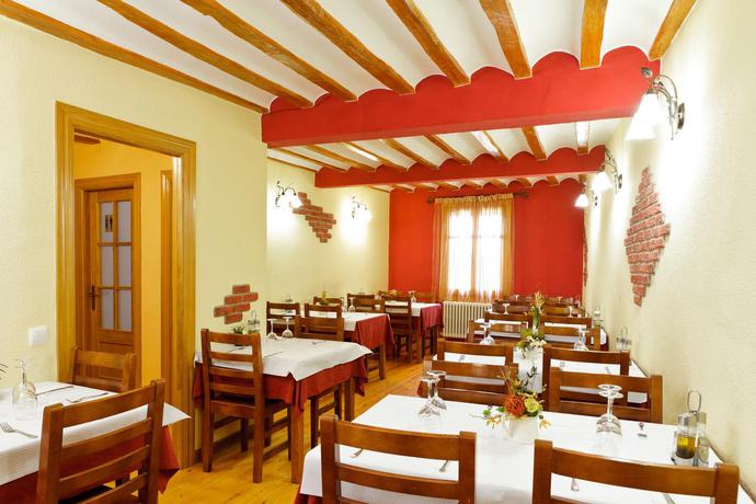 Imagen del bar/restaurante del Albergue Albergue Cuatro Cantones (Exclusivo Para Peregrinos). Foto 2