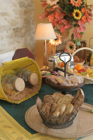 Imagen del bar/restaurante del Albergue Auberge De Tavel. Foto 5