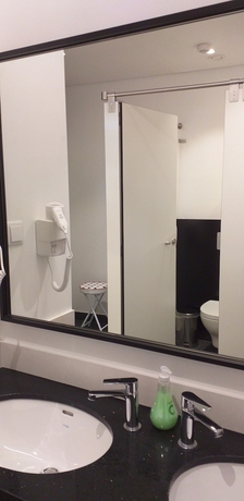 Imagen de la habitación del Albergue Be Lisbon Hostel Intendente. Foto 11