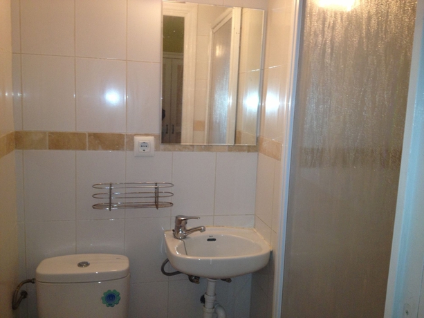 Imagen de la habitación del Albergue Bhg Hostel Secar De La Real. Foto 5
