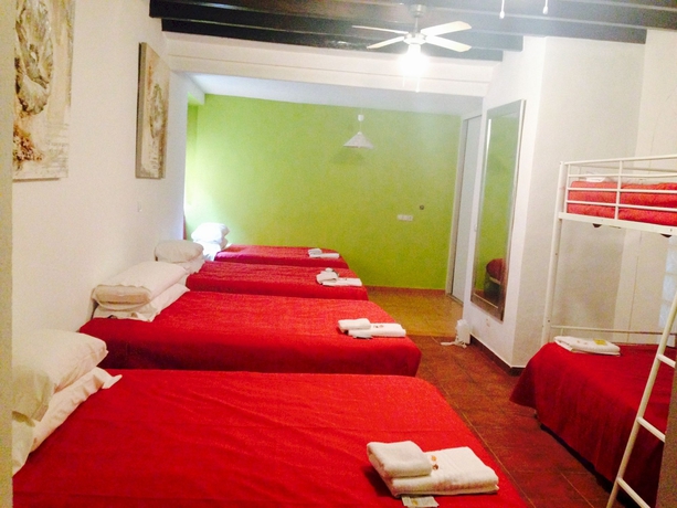 Imagen de los interiores del Albergue Bhg Hostel Secar De La Real. Foto 16