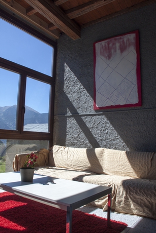 Imagen de los interiores del Albergue Borda Jovell. Foto 5