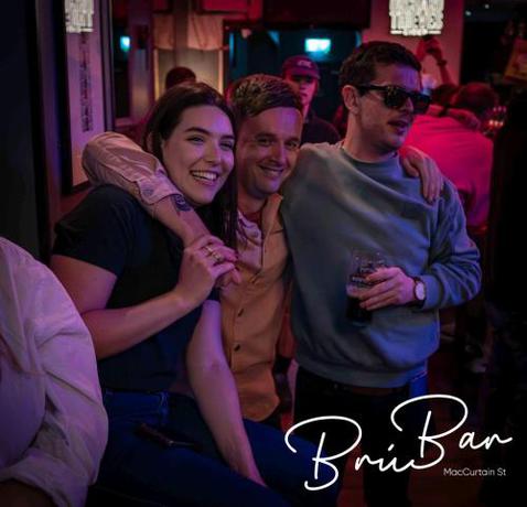 Imagen general del Albergue Bru Bar & Hostel. Foto 10