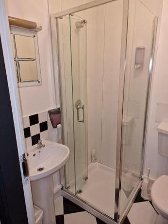 Imagen de la habitación del Albergue Bru Bar & Hostel. Foto 17