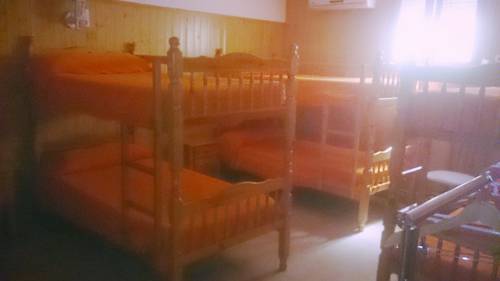 Imagen de la habitación del Albergue Bungalows & Albergue La Playa. Foto 10