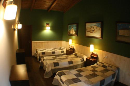Imagen de la habitación del Albergue Casa Barbadelo. Foto 20