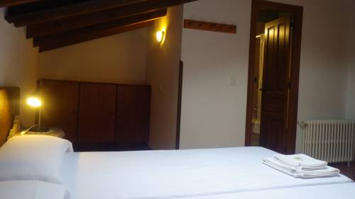 Imagen de la habitación del Albergue Casa De La Montaña. Foto 1
