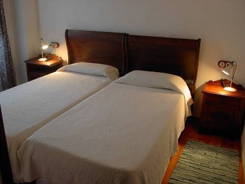 Imagen de la habitación del Albergue Casa De La Monta&ntilde;a. Foto 4