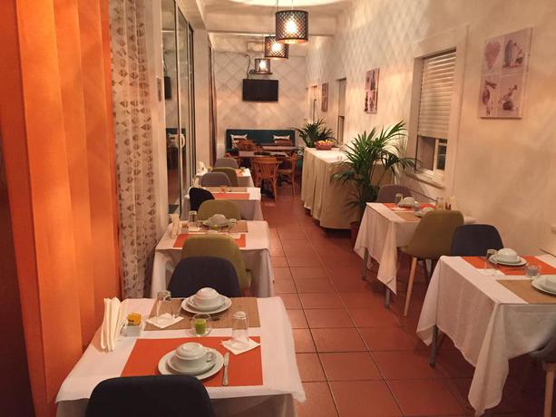 Imagen del bar/restaurante del Albergue Casa Monsaraz. Foto 3