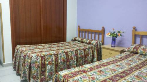 Imagen de la habitación del Albergue Ciudad De C&aacute;ceres. Foto 2