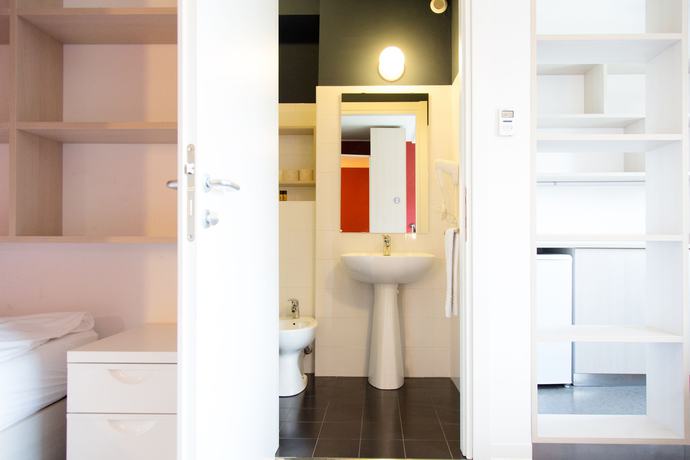 Imagen de la habitación del Albergue Combo Bologna. Foto 13