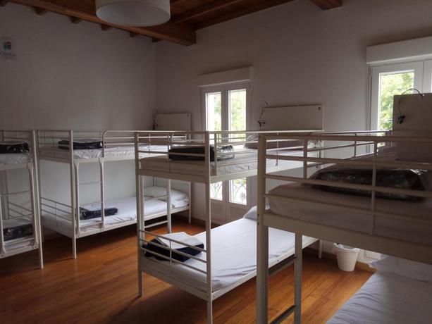 Imagen de la habitación del Albergue Cruces de Iria. Foto 4