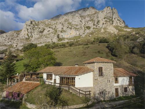 Imagen general del Albergue De Caba&ntilde;es. Foto 3