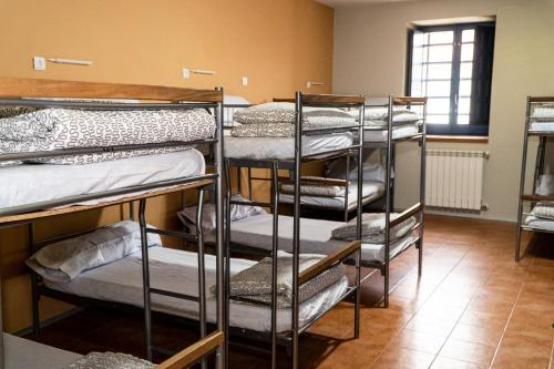Imagen de la habitación del Albergue De Cu&eacute;llar. Foto 17